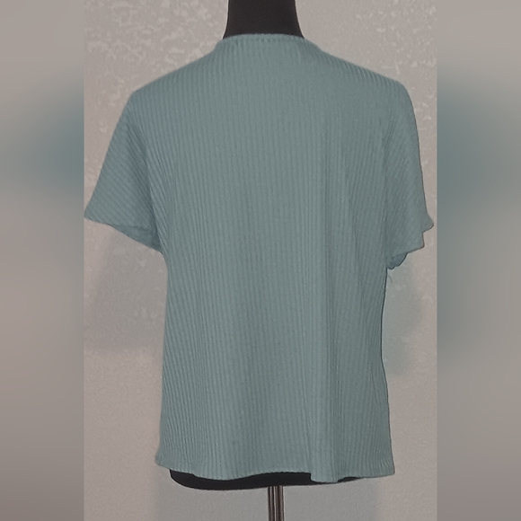 Light Blue Ribbed Top - Picture 4 of 5